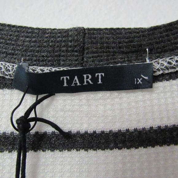 Tart Collections Ray Button Front Longline Dress Black and White Striped Sz 1x - Picture 3 of 6